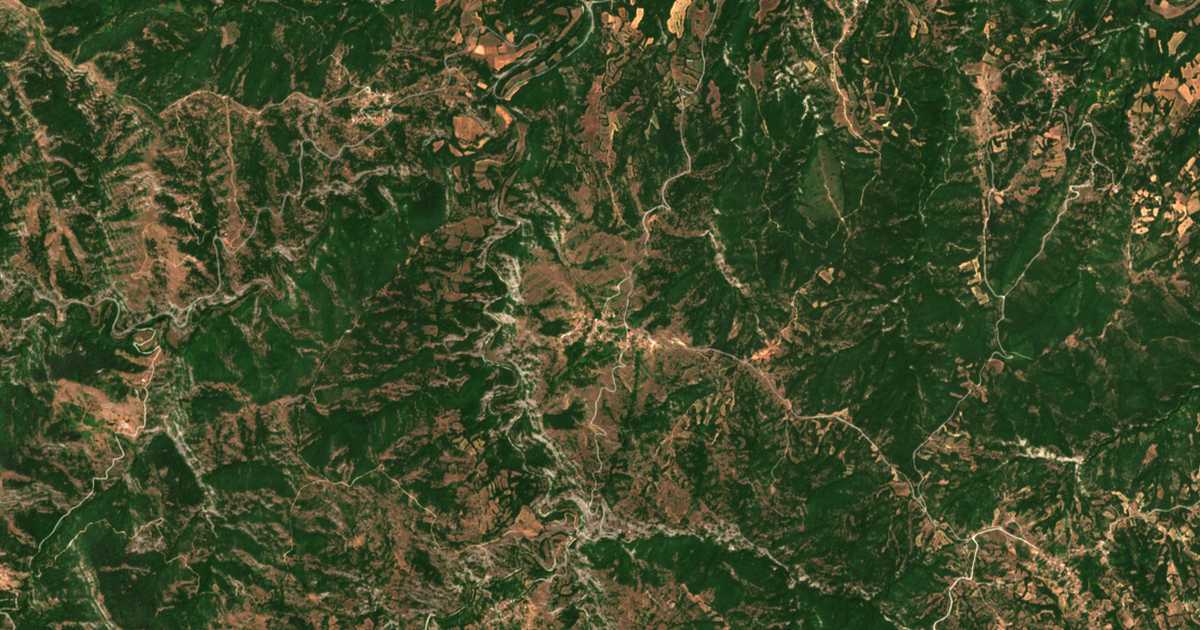 Carte satellite de Koryfí